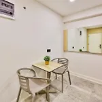 아파트호텔 Sole Vista Homes 4*