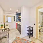Sole Vista Homes Apart-hotel