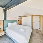Sole Vista Homes 4*
