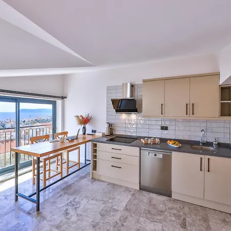 Ξενοδοχείο με διαμερίσματα Sole Vista Homes 4*