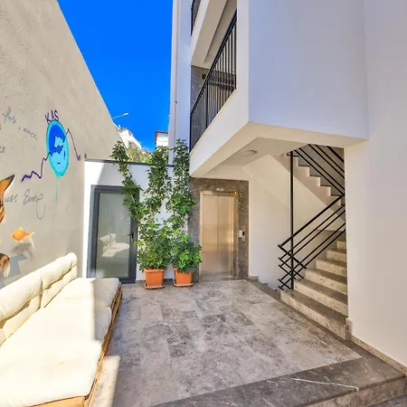 Ξενοδοχείο με διαμερίσματα Sole Vista Homes Κας